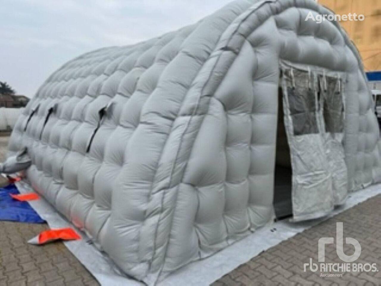 uudet inflatable tent pressuhalli